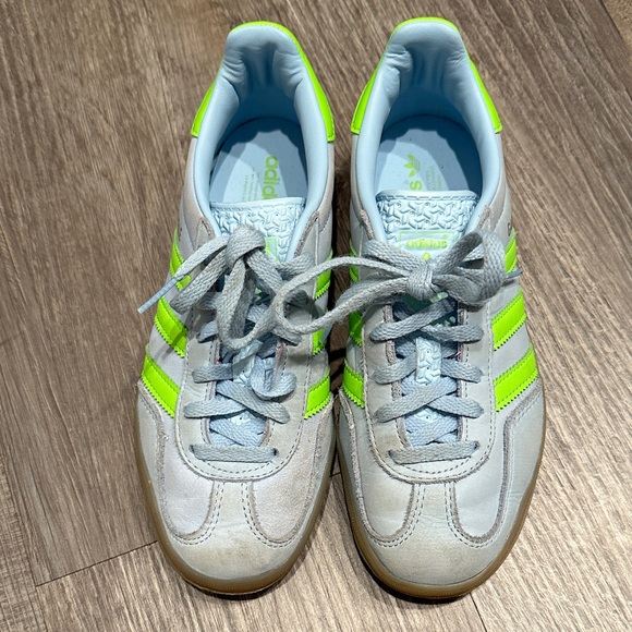 Adidas Gazelle Sneakers in Light blue and Neon Green women’s size 5 - Picture 2 of 10